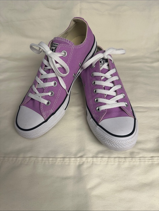 Converse Shoes - Converse Low Top Sneakers - Lavender Purple with White